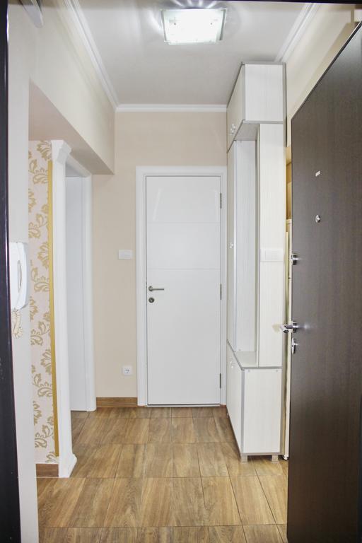 בלגרד Kristi Lux Apartment Center Free Parking Fast Wifi מראה חיצוני תמונה