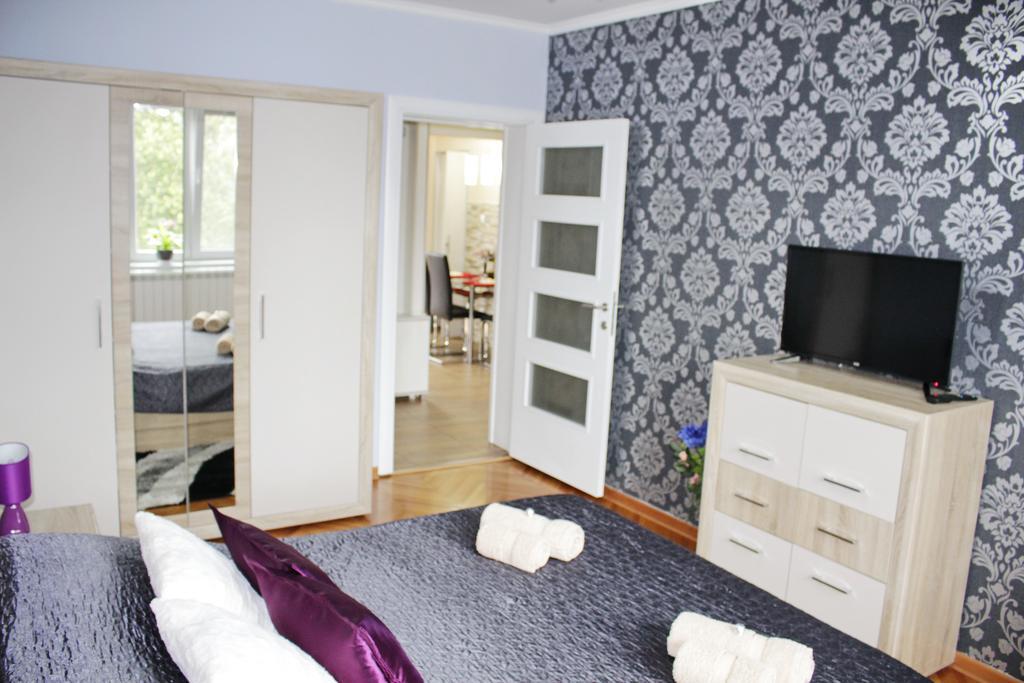 בלגרד Kristi Lux Apartment Center Free Parking Fast Wifi מראה חיצוני תמונה