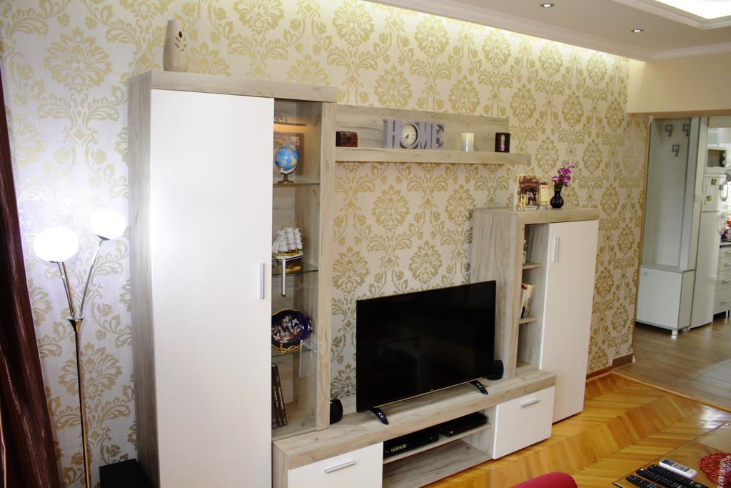 בלגרד Kristi Lux Apartment Center Free Parking Fast Wifi מראה חיצוני תמונה